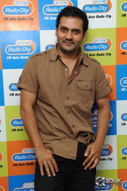 Dhanalakshmi-Thalupu-Thadithe-Movie-Team-at-Radio-City